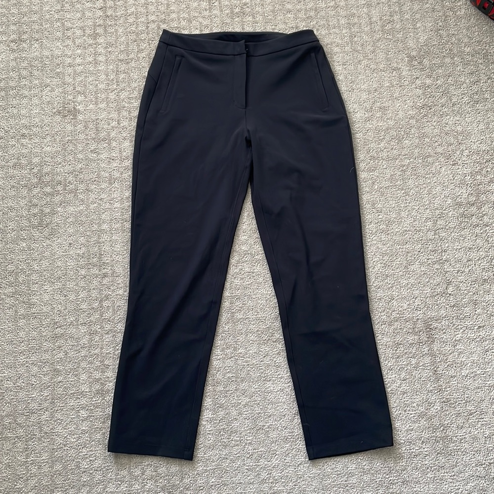 Lululemon black trousers in size 8.
